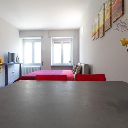 Appartamento Girasole - Affitti Brevi Italia Lecco Exteriér fotografie